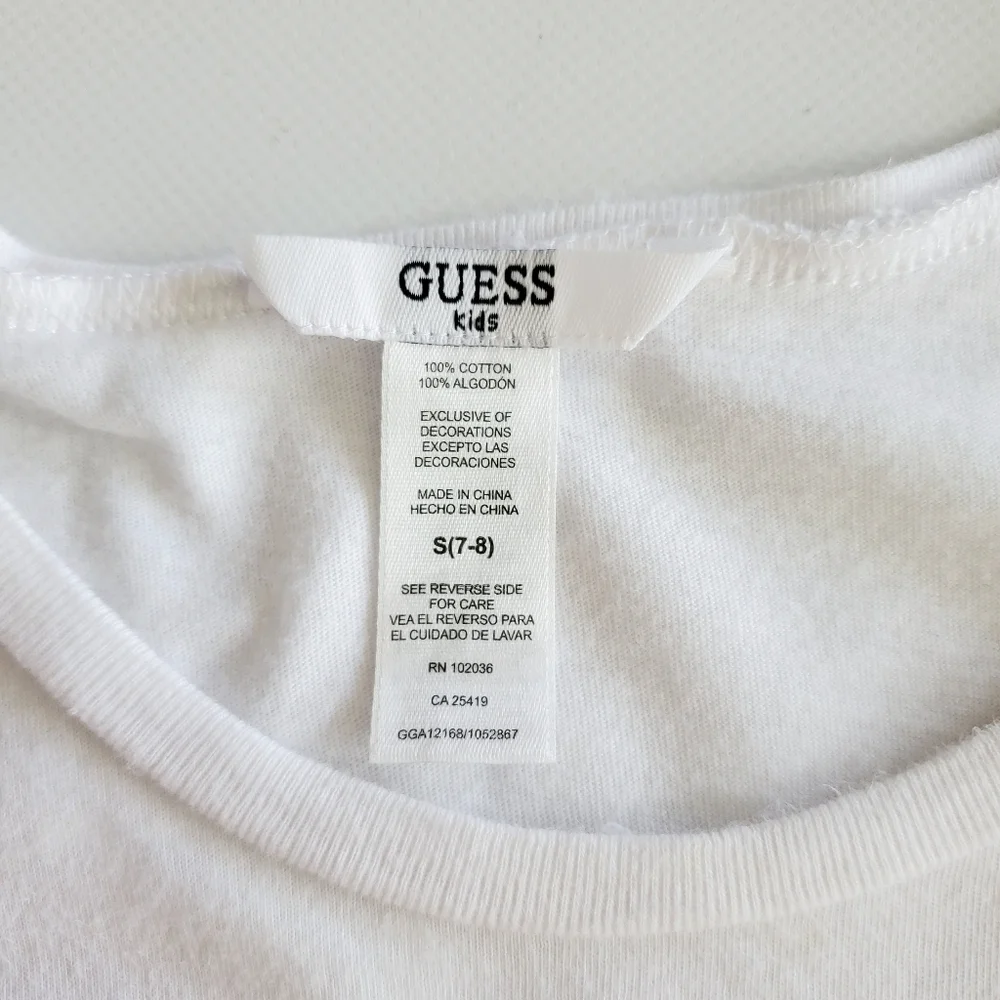 K1040 * Guess Rhinestone Ombre Logo Ruffle Sleeves Tee White Size S (7-8)